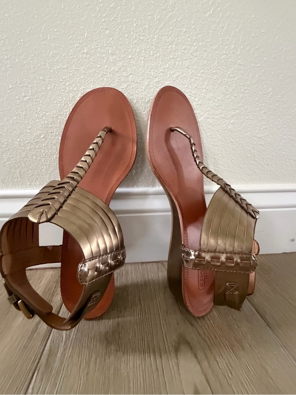Coach Leather Wedge Sandals India Metallic Bronze Brass Hardware Q1888 Size 10 - Picture 5 of 6